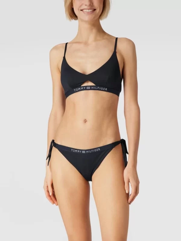 Budget ? TOMMY HILFIGER ? Bikini-Oberteil In Triangel-Form – Marineblau ? 1